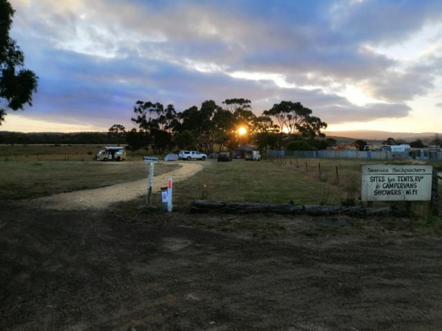 Swansea Backpacker Lodge Суонси Екстериор снимка